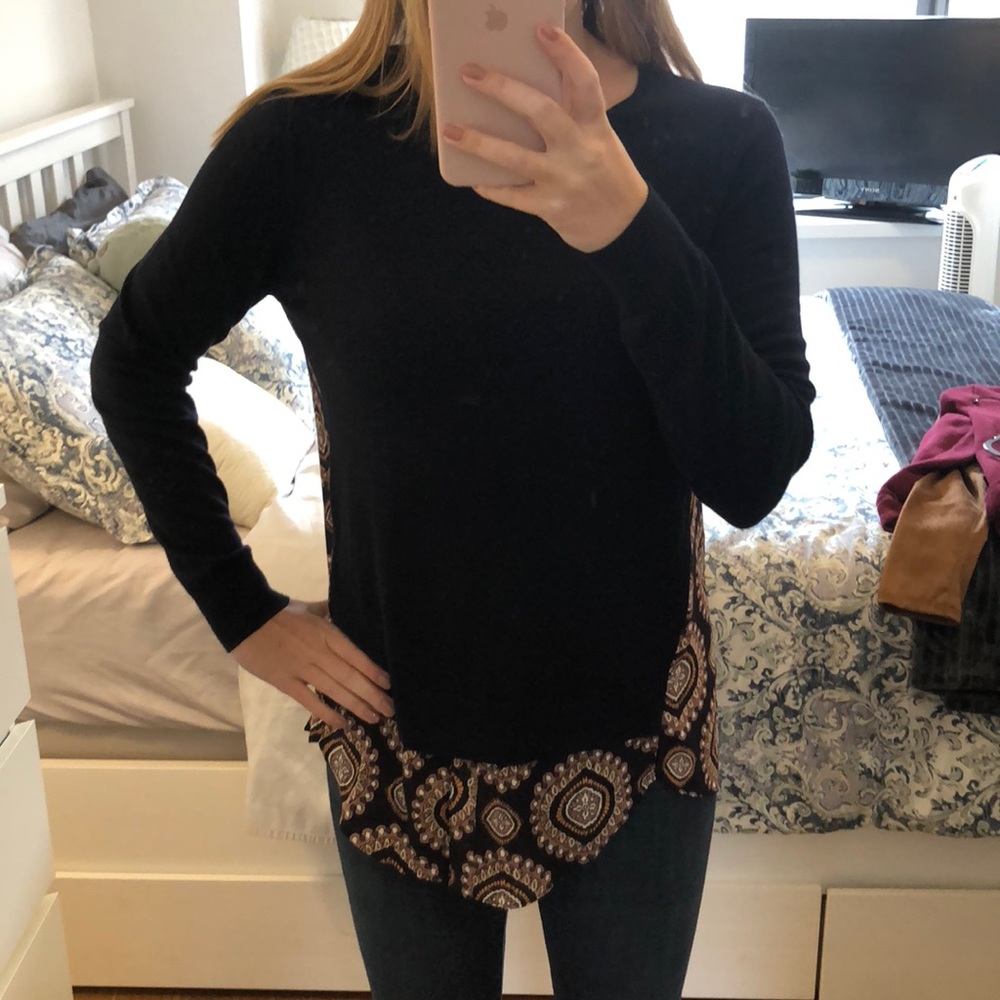 Loft sweater with patterns back